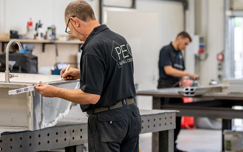 Foto PEC Metall Metallbearbeitung